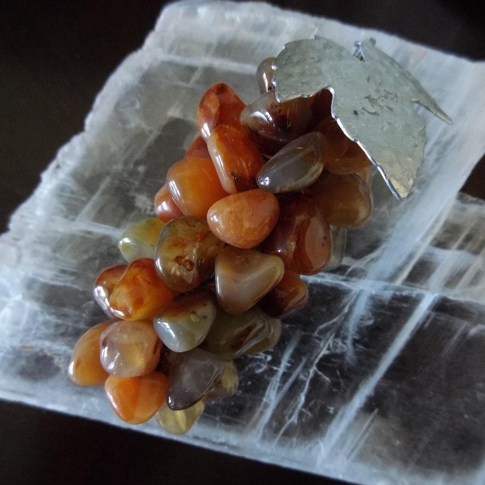 Vintage Carnelian Agate Grapes Cluster Metal Leaf